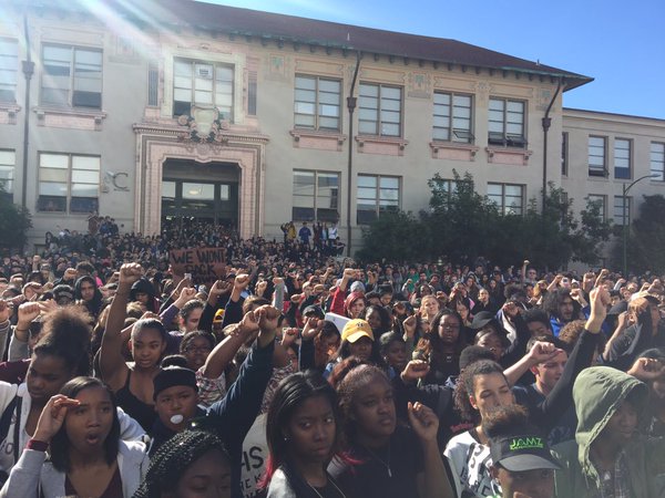 Berkeley High School students rally on November 5. (Twitter/@Jacket__Pride)