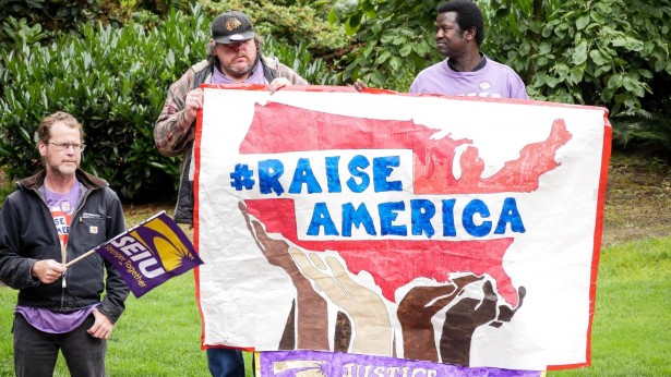 Raise America is SEIU's nationwide campaign to raise the standards for union janitors during contract negotiations. (WNV / Shane Burley)