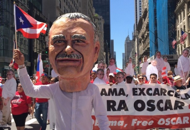 Oscar Lopez Rivera supporters march in New York City's Puerto Rican Day Parade on June 12. (Twitter / Arlene Dávila)